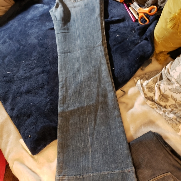 Jeans - Picture 2 of 8